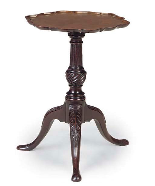 A MAHOGANY KETTLE STAND