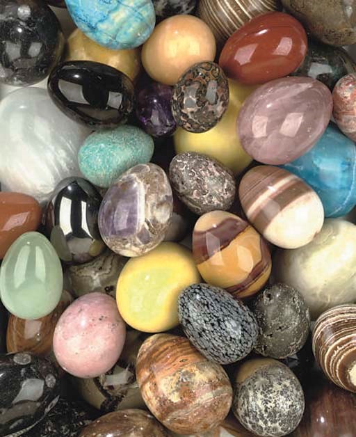 A COLLECTION OF FIFTY-THREE SPECIMEN MINERAL EGGS