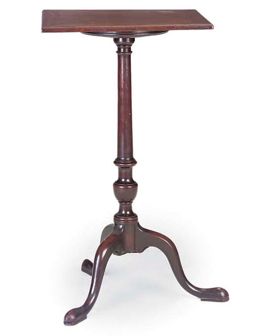 A GEORGE III MAHOGANY TRIPOD TABLE