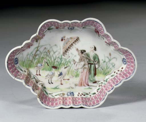 A famille rose 'Dame au Parasol' pattipan
