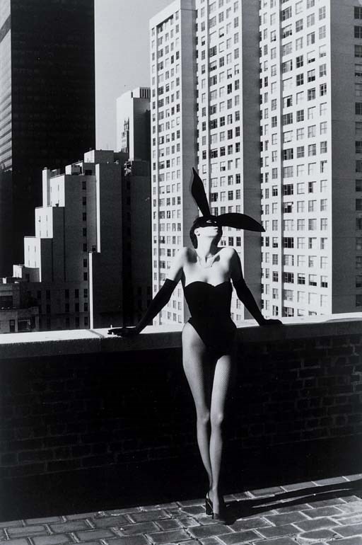HELMUT NEWTON (1920-2004)