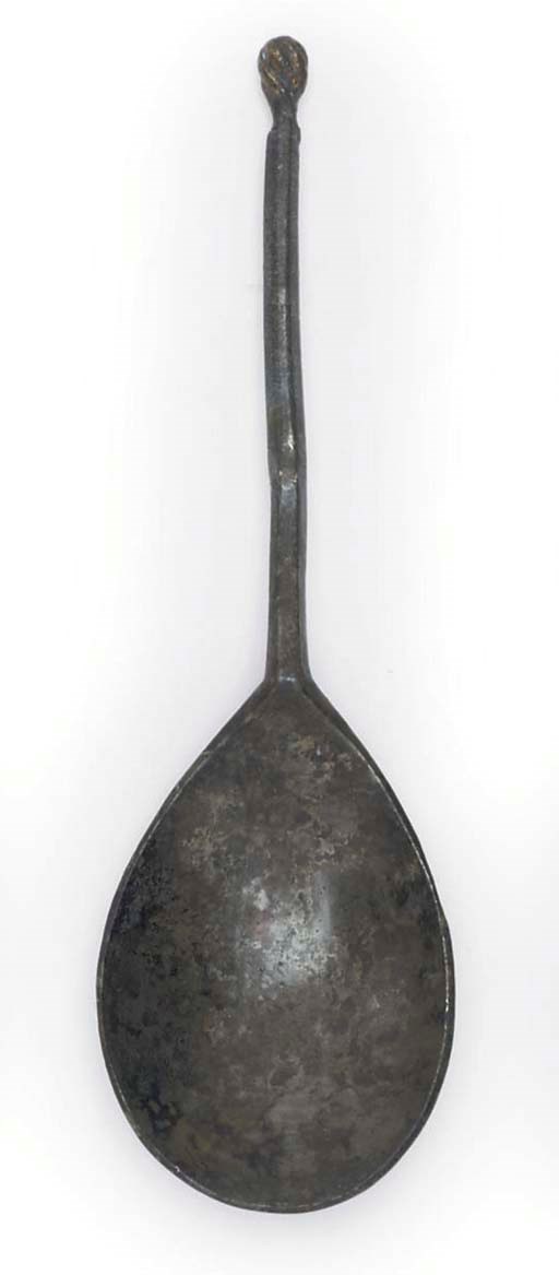 AN ENGLISH PEWTER GILDED-WRYTHEN-BALL KNOP SPOON