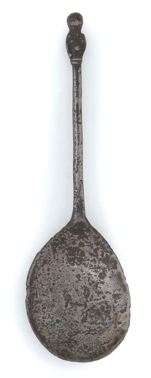 AN ENGLISH PEWTER MAIDENHEAD KNOP SPOON