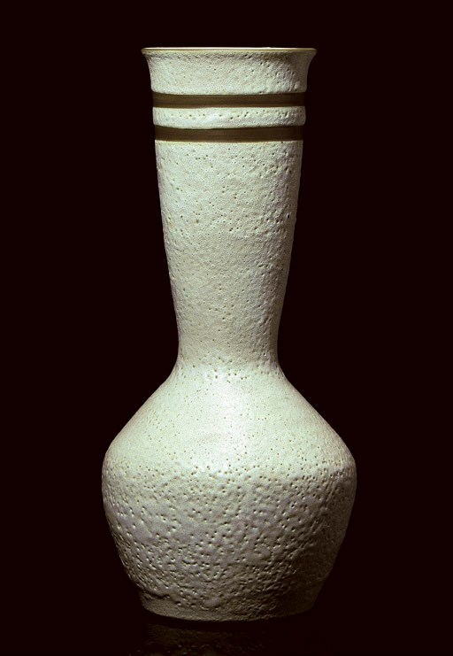 LUCIE RIE