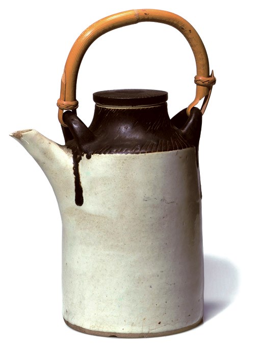 LUCIE RIE