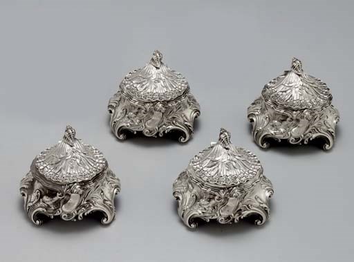 A SET OF FOUR FRENCH SILVER SALT CELLARS