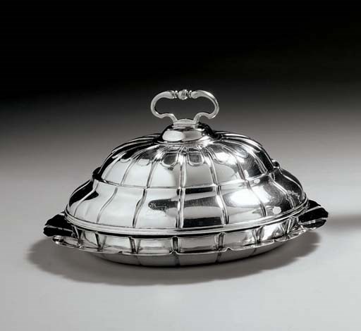 A REGENCY SILVER SERVING DISH