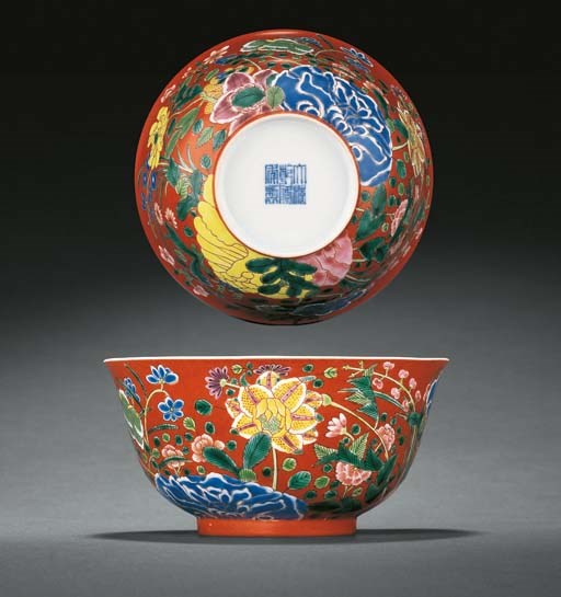 A FINE AND VERY RARE FAMILLE ROSE CORAL-GROUND BOWL