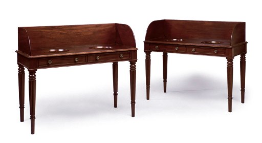 A PAIR OF SCOTTISH GEORGE IV MAHOGANY WASHSTANDS