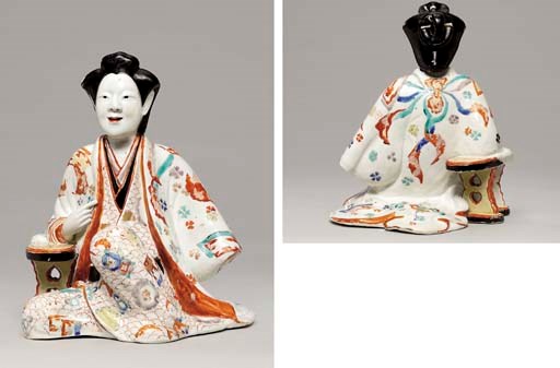 A KAKIEMON FIGURE OF A SEATED BIJIN