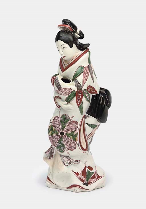 AN IMARI FLOWER VASE