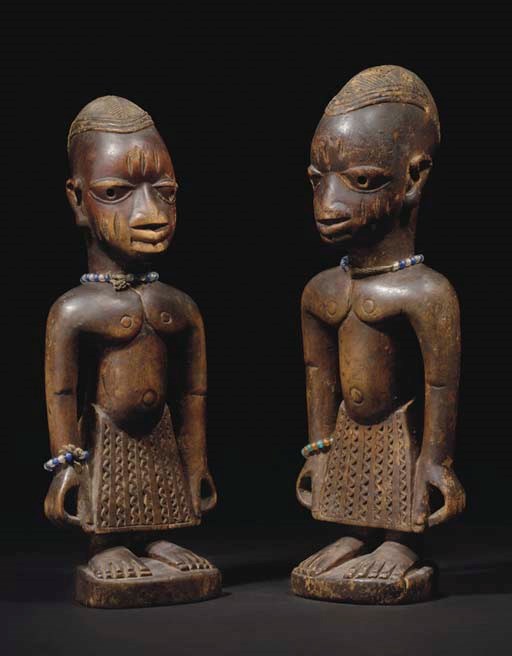 PAIRE DE STATUETTES YOROUBA
