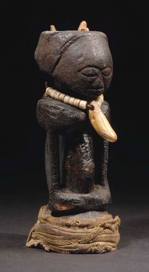 BELLE STATUETTE FETICHE LUBA