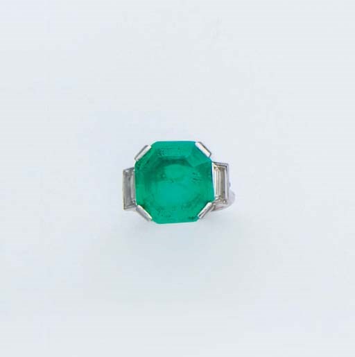 BAGUE EMERAUDE ET DIAMANTS