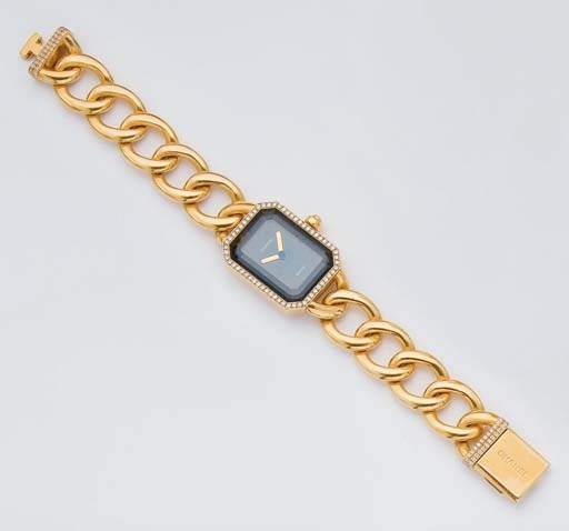 MONTRE BRACELET DE DAME "PREMIERE" EN OR ET DIAMANTS, PAR CHANEL