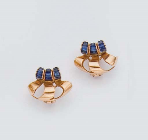 PAIRE DE CLIPS D'OREILLES SAPHIRS, PAR CHAUMET