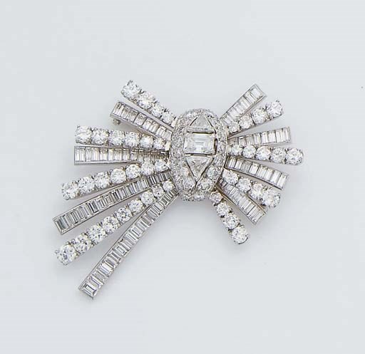 BROCHE DIAMANTS