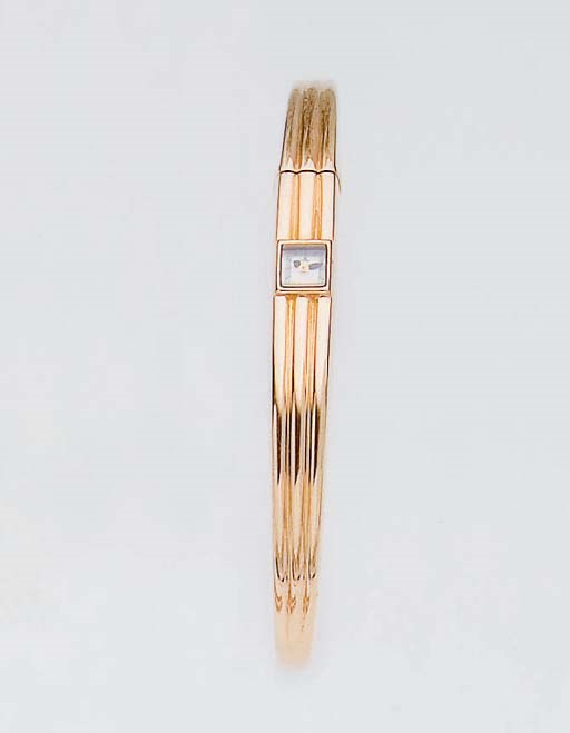 MONTRE BRACELET DE DAME EN OR, PAR JAEGER LECOULTRE
