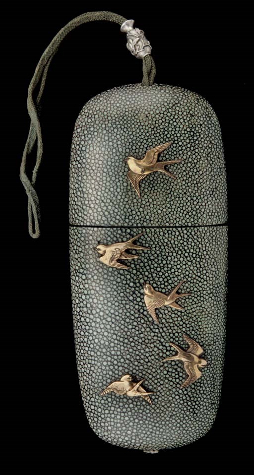 A Japanese wood and shagreen spectacle case, late 19th/early 20th Century