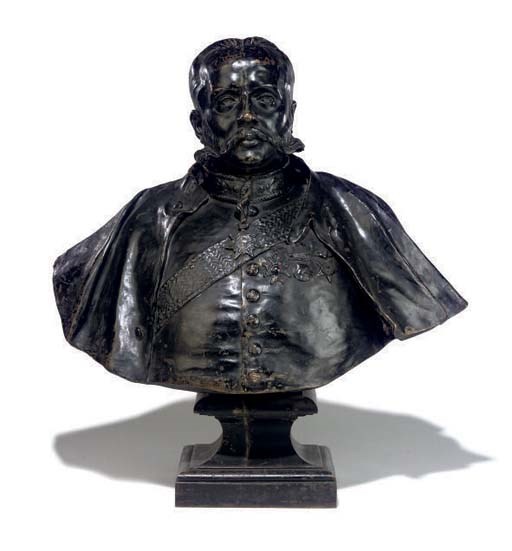 A VICTORIAN BRONZE BUST OF A MILITARY GENERAL