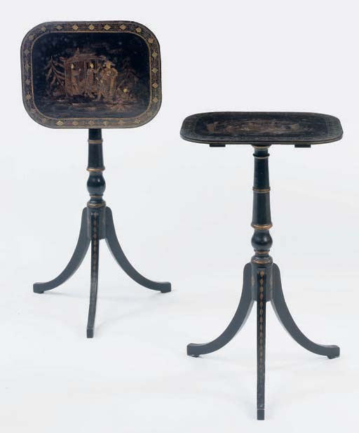 A PAIR OF REGENCY GILT AND BLACK-JAPANNED TILT-TOP OCCASIONAL TABLES