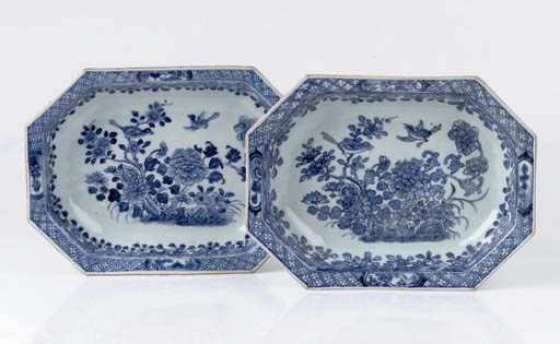 A pair of Chinese blue and white oblong octagonal deep serving dishes