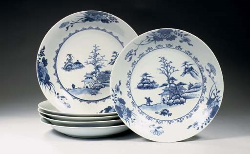 A set of six Chinese blue and white 'Nanking cargo' saucer dishes