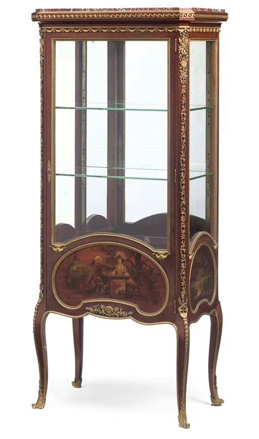 A TRANSITIONAL STYLE ORMOLU-MOUNTED MAHOGANY AND VERNIS MARTIN VITRINE