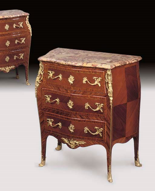 A PAIR OF LOUIS XV STYLE ORMOLU-MOUNTED KINGWOOD, TULIPWOOD AND PARQUETRY PETITS COMMODES