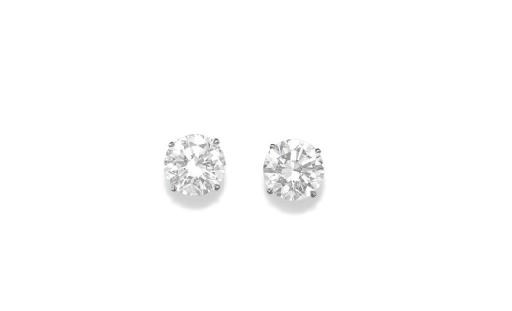 A PAIR OF DIAMOND EAR STUDS