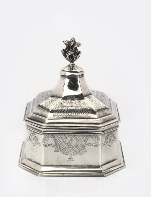 A Dutch silver tobacco pot