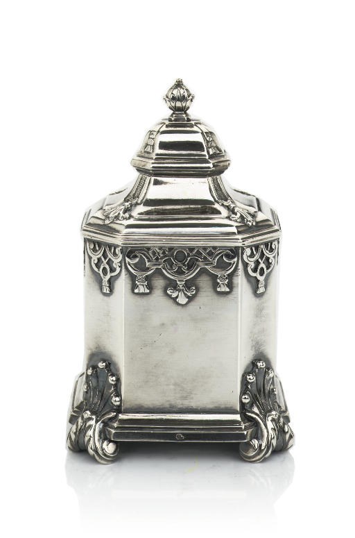 A fine and early Dutch silver tea-caddy