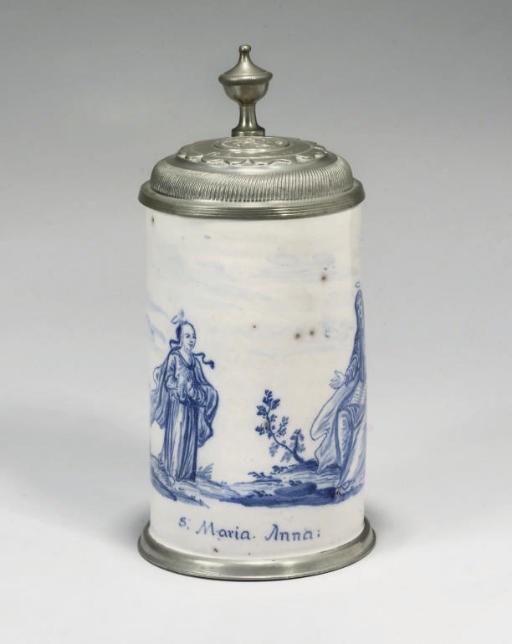 A GERMAN FAYENCE BLUE AND WHITE PEWTER-MOUNTED CYLINDRICAL TANKARD (WALZENKRUG)