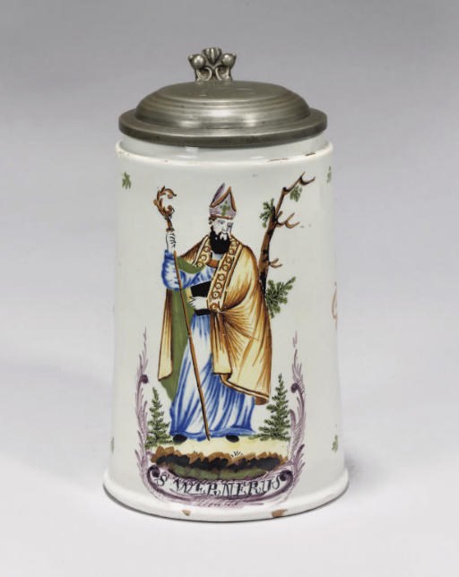 A GERMAN FAYENCE POLYCHROME PEWTER-MOUNTED TANKARD (WALZENKRUG)