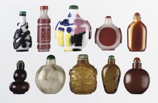 Fifteen various glass snuff bottles