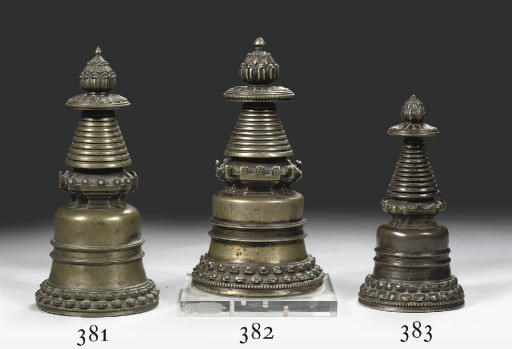 A Tibetan bronze stupa