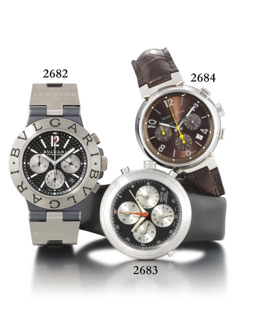 LOUIS VUITTON. A STAINLESS STEEL AUTOMATIC CHRONOGRAPH WRISTWATCH WITH DATE
