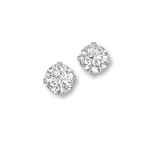 A PAIR OF DIAMOND EAR STUDS