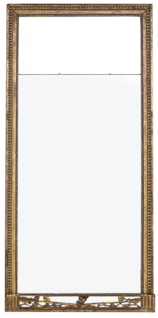 A FRENCH GILT MIRROR