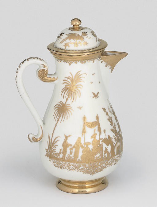 A MEISSEN GOLDCHINESEN BALUSTER COFFEE-POT AND COVER