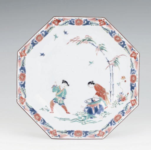 A MEISSEN KAKIEMON OCTAGONAL 'HOB IN THE WELL' DISH
