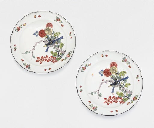 A PAIR OF MEISSEN PLATES