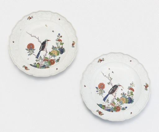 A PAIR OF MEISSEN PLATES