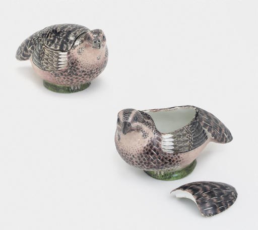A PAIR OF MEISSEN QUAIL BOXES AND COVERS