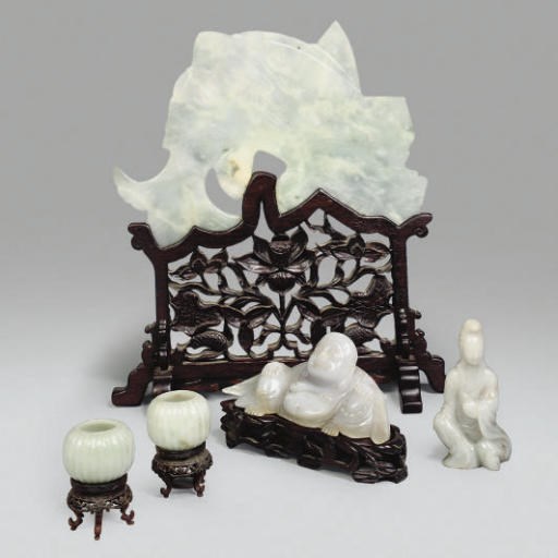 A large group of Chinese jade and hardstones, 19th and 20th Centuries
