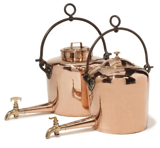 Two Victorian copper 'Gypsy' kettles