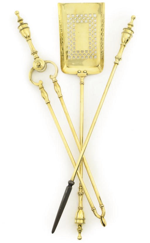 A SET OF EDWARDIAN BRASS FIRE-TOOLS
