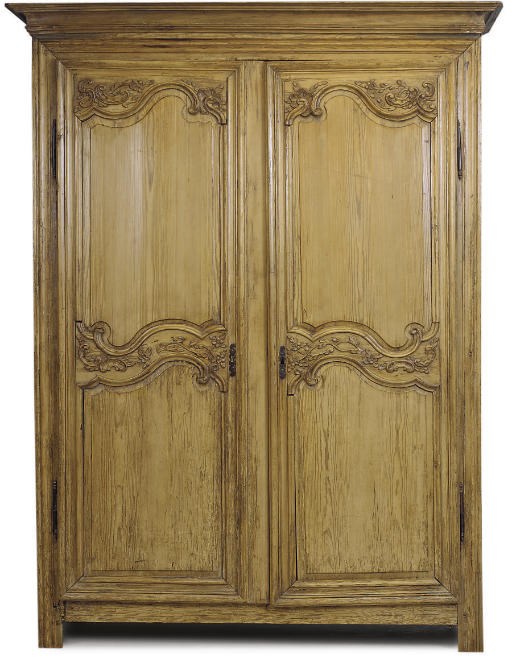A FRENCH PROVINCIAL PINE ARMOIRE