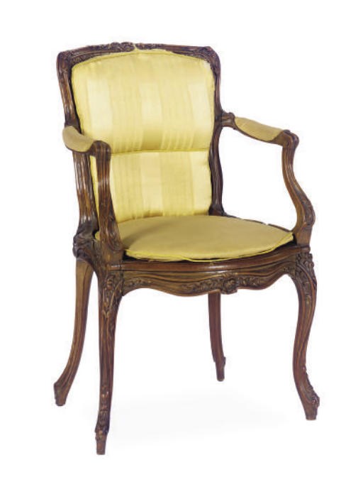 A FRENCH CARVED BEECHWOOD FAUTEUIL,