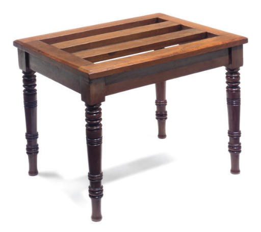 A LATE VICTORIAN WALNUT LUGGAGE STAND
